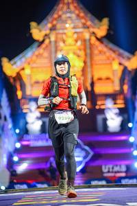 BIB: 9289
                            <button type="button" onclick="openModal(22347379)" class="btn btn-primary btn-sm float-right btn-popup" data-toggle="modal" data-target=".modal-high-quality">
                        <i class="fas fa-shopping-cart"></i> Add to Cart
                    </button>
                                            <button type="button" onclick="isThisMe(22347379, true)" class="btn btn-success btn-sm float-right btn-popup btn-isme hidden" data-toggle="tooltip" data-placement="bottom" title="นี่คือรูปของคุณใช่ไหม คลิกที่นี่เพื่อเอาเข้าอัลบั้ม">
                        <i class="fas fa-plus"></i> Add to album
                    </button>
                    <button type="button" onclick="isThisMe(22347379, false)" class="btn btn-warning btn-sm float-right btn-popup btn-isnotme hidden">
                        <i class="fas fa-ban"></i> Remove from album
                    </button>